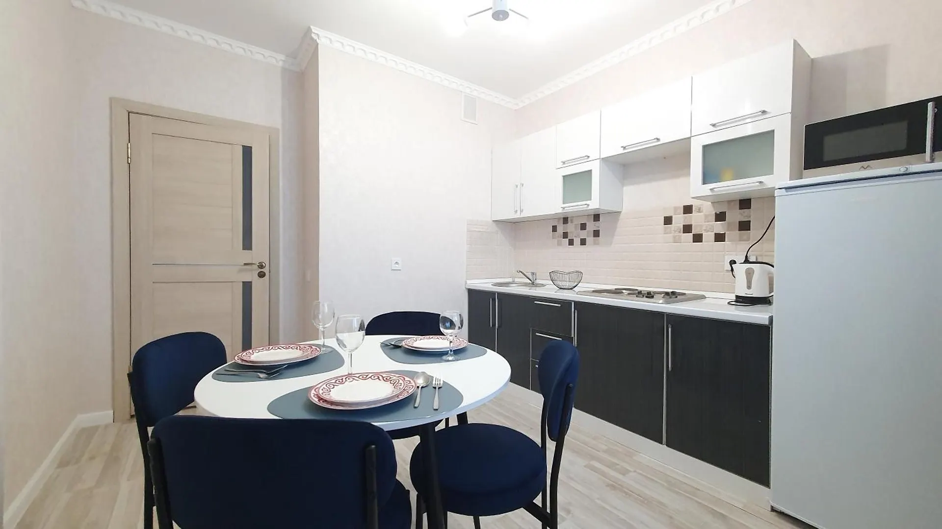 27 1 Комн Кв С Кондиционером Возле Байтерка На 4Х Человек Astana Apartment